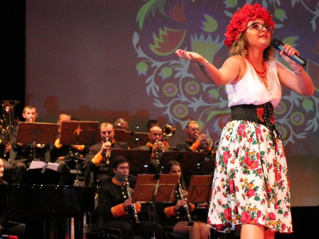 Dużo folkloru w Miejskim Ośrodku Kultury w Głogowie. To hutnicze Cuda-Wianki