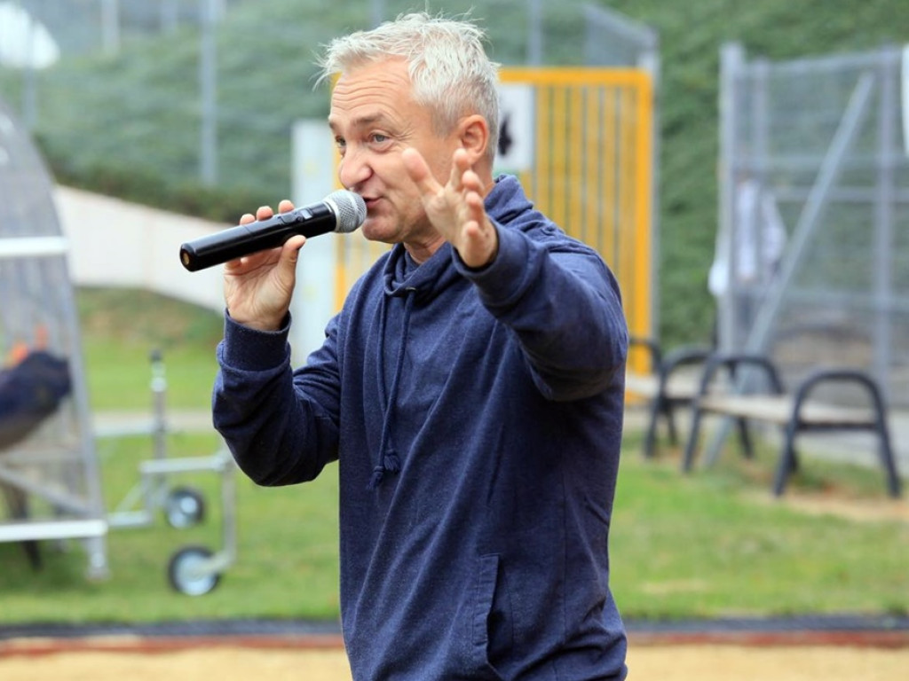 Lekkoatletyczne zawody w strugach deszczu. Ale frekwencja wzorowa!