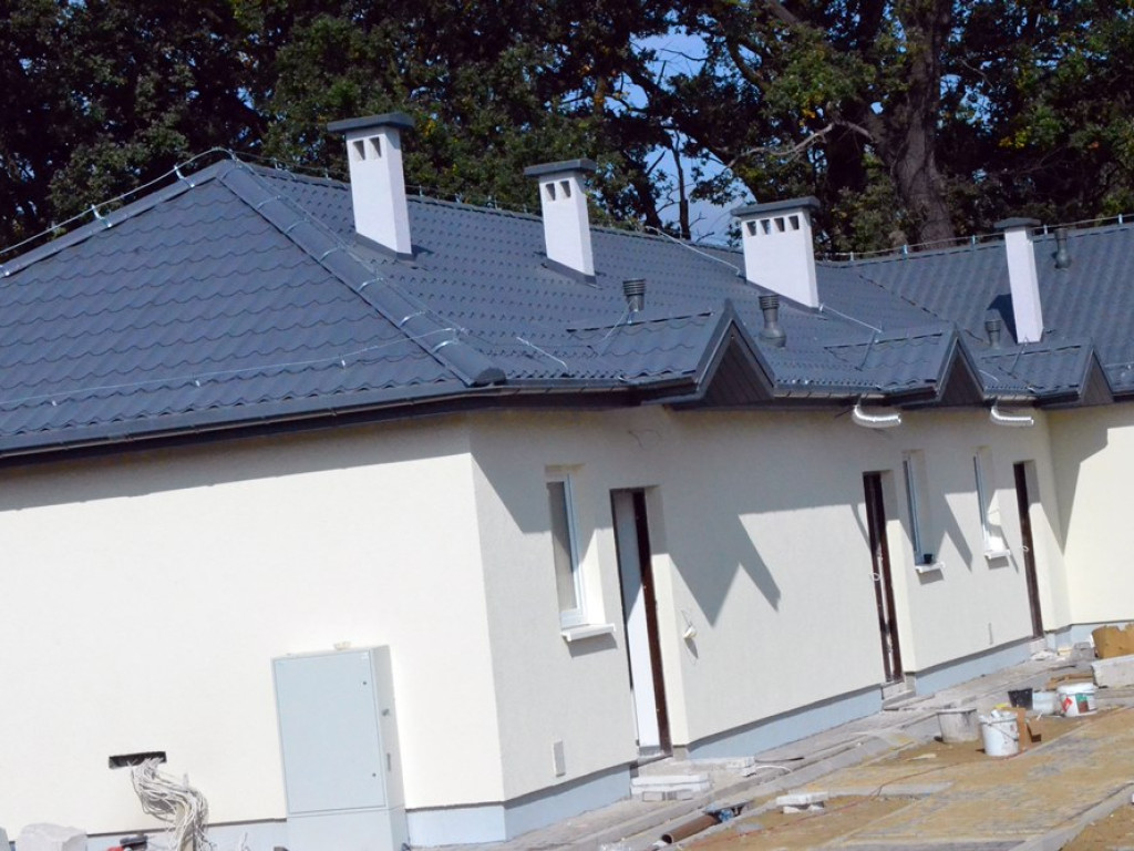 Socjale przy ulicy Krochmalnej prawie gotowe. Jedni na drugich spoglądają z zazdrością