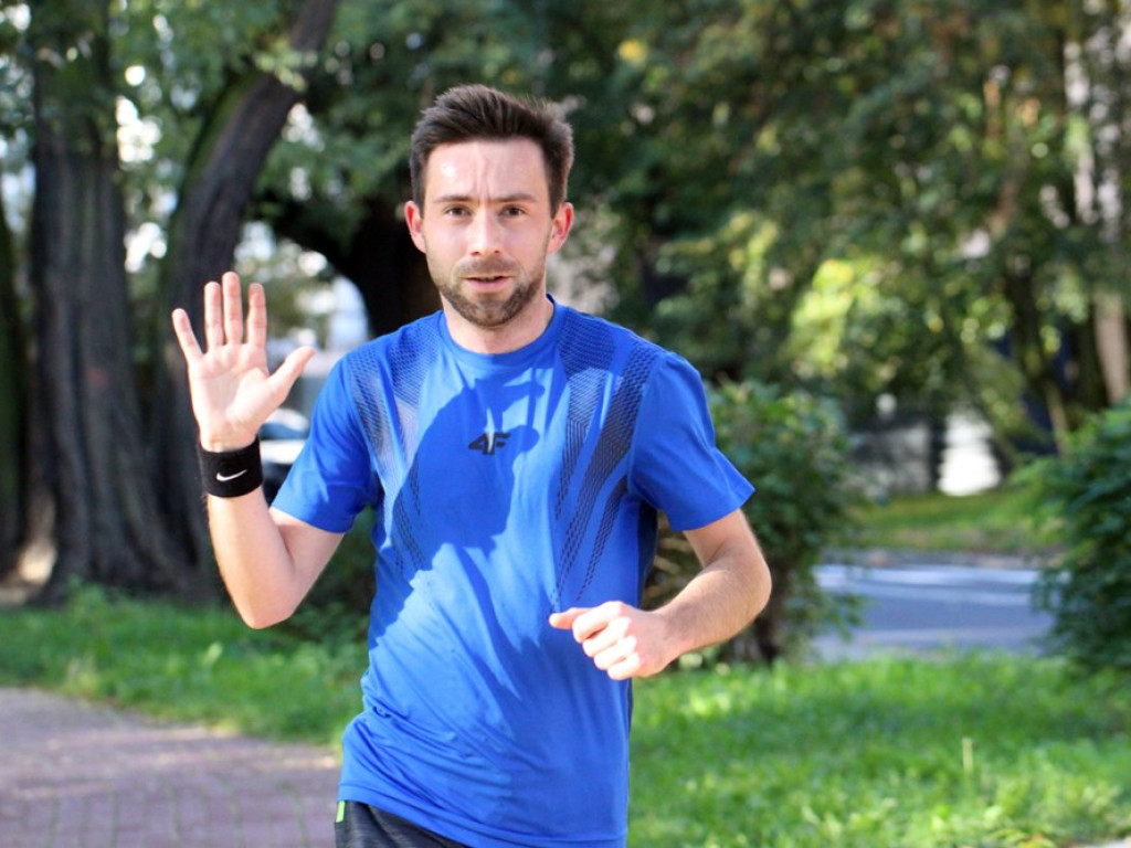 Drugie urodziny Parkrunu Głogów! W parku nad strumykiem pobiegły całe rodziny