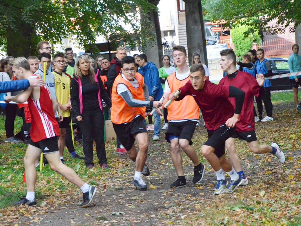 500 uczniów na starcie biegów przełajowych! Ruszyły mistrzostwa Głogowa