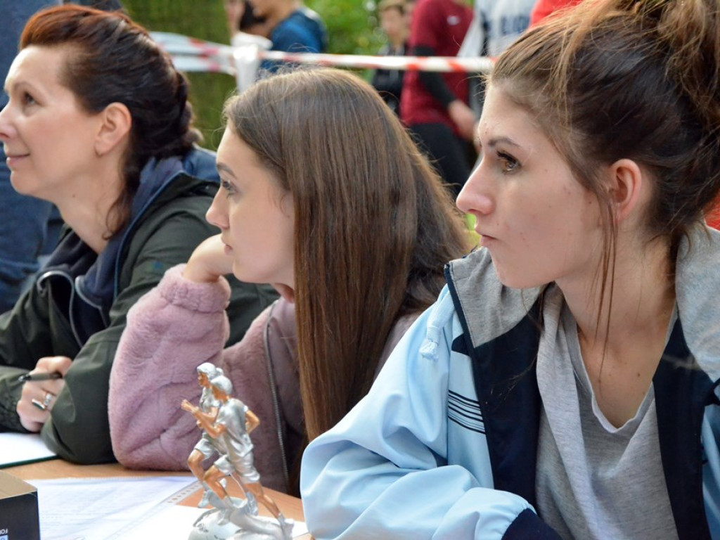 500 uczniów na starcie biegów przełajowych! Ruszyły mistrzostwa Głogowa