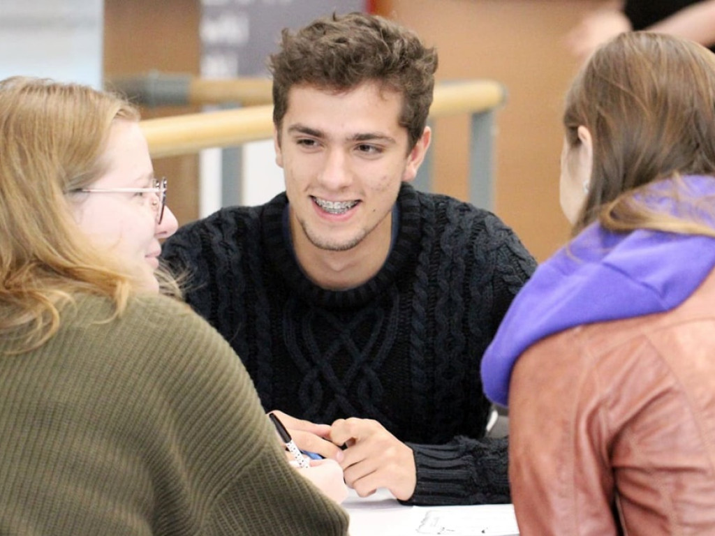 Można pograć w gry planszowe i miło spędzić czas