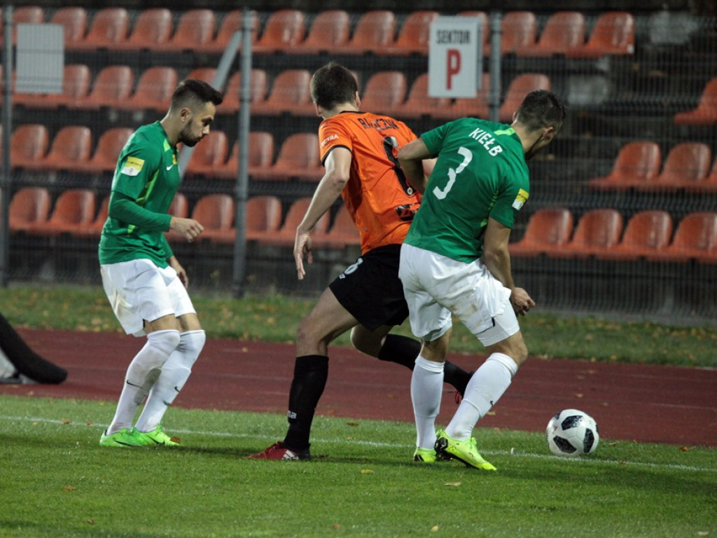 Remis z liderem! Szromnik bohaterem Chrobrego Głogów