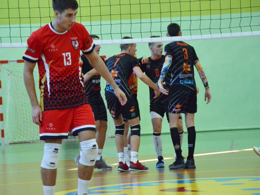 Trzy sety i pewna wygrana juniorów SPS-u Chrobrego Głogów