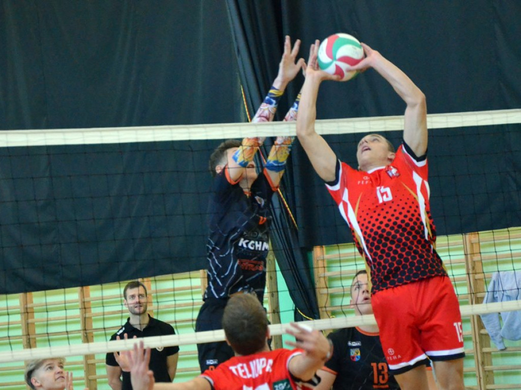 Trzy sety i pewna wygrana juniorów SPS-u Chrobrego Głogów