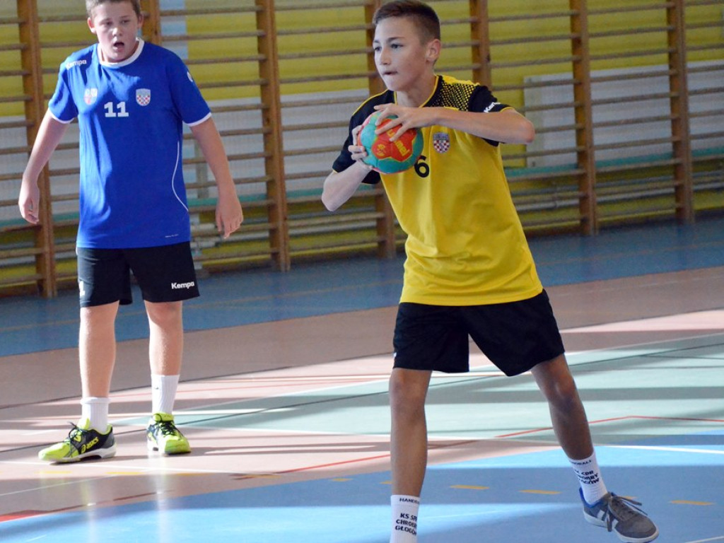 Młodzicy Chrobrego na parkiecie. Był to bratobójczy pojedynek
