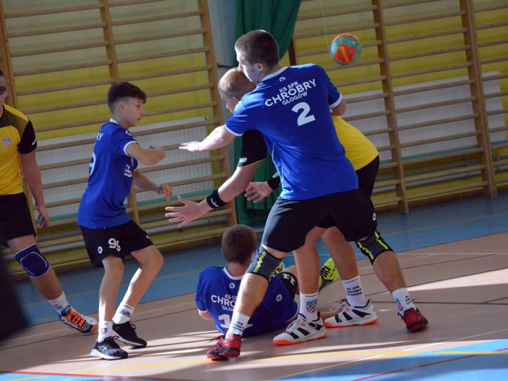 Młodzicy Chrobrego na parkiecie. Był to bratobójczy pojedynek