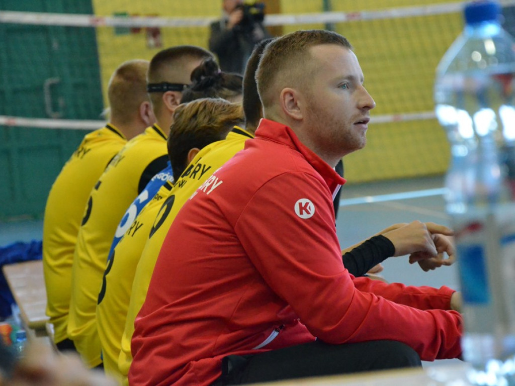 Młodzicy Chrobrego na parkiecie. Był to bratobójczy pojedynek