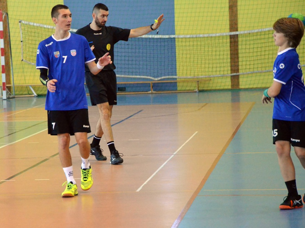 Młodzicy Chrobrego na parkiecie. Był to bratobójczy pojedynek