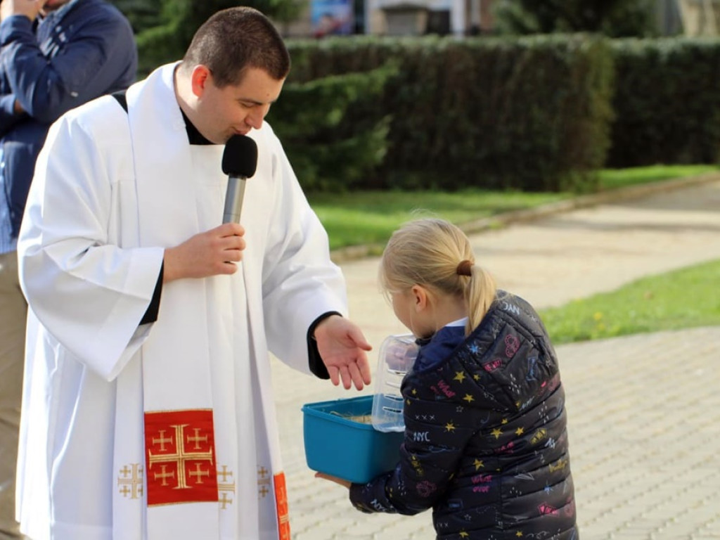 Psy, koty, chomiki, świnki morskie i inne na błogosławieństwie
