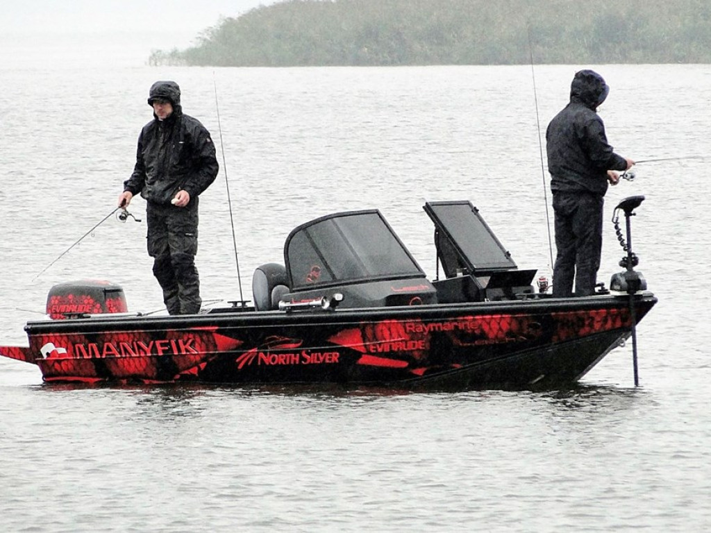 Grube ryby pływały nie tylko w wodzie