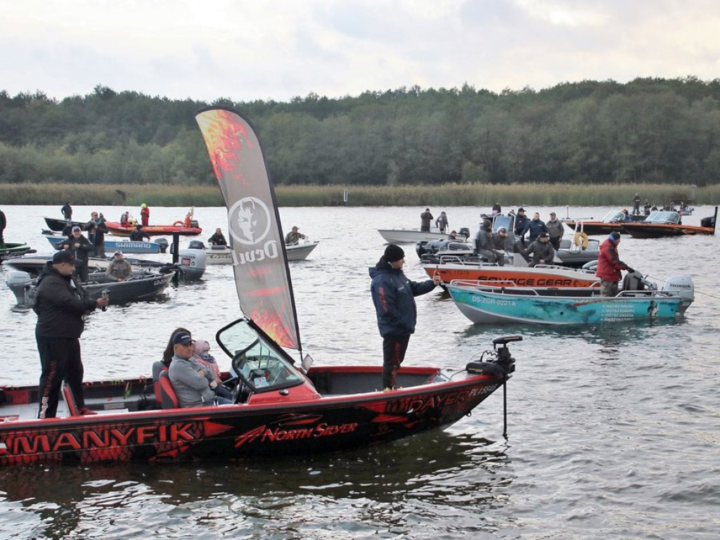 Grube ryby pływały nie tylko w wodzie