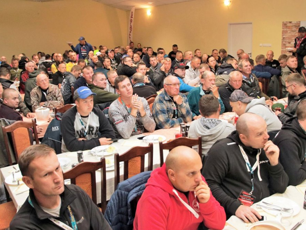 Grube ryby pływały nie tylko w wodzie