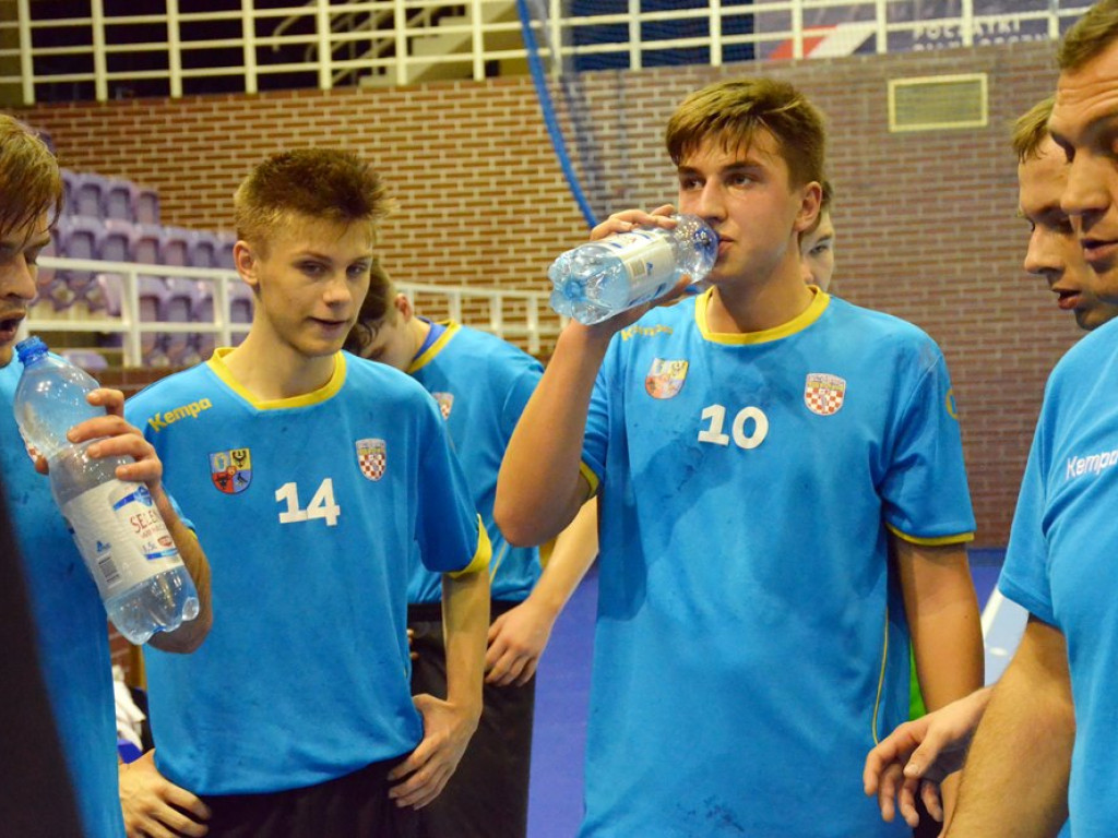 Ostatnie sekundy meczu był decydujące. Porażka juniorów Chrobrego