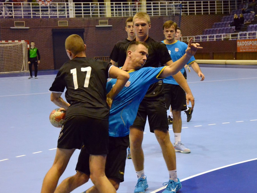 Ostatnie sekundy meczu był decydujące. Porażka juniorów Chrobrego
