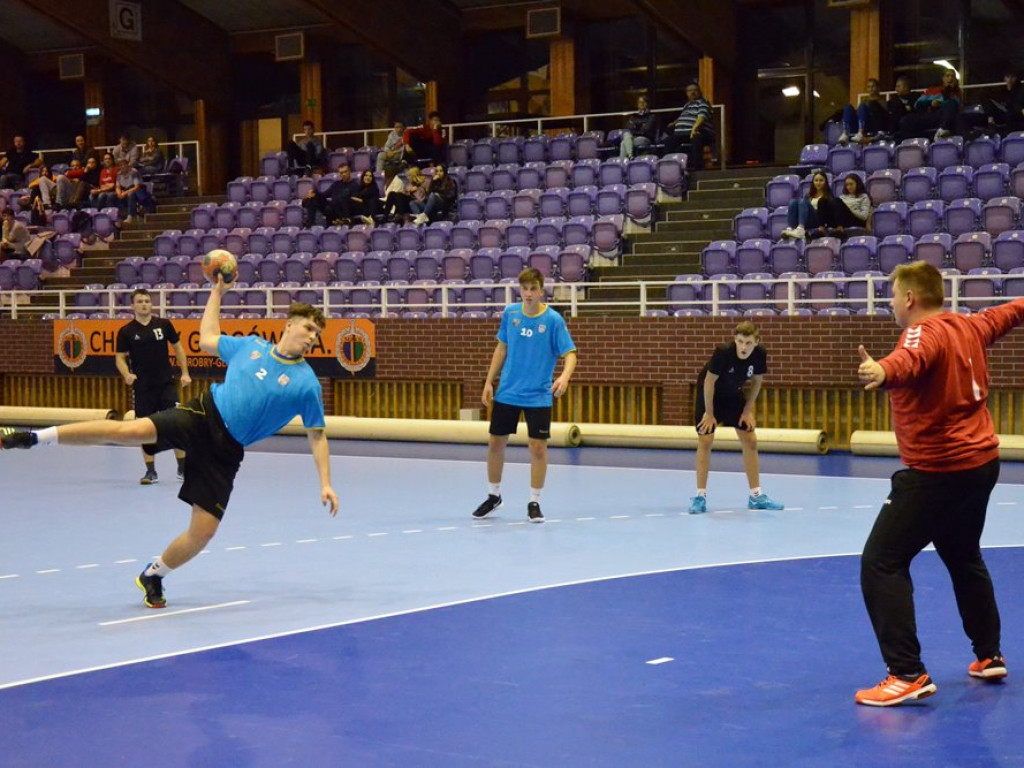 Ostatnie sekundy meczu był decydujące. Porażka juniorów Chrobrego
