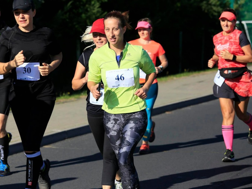 Biegną dla 7-letnie Weroniki, aby pomóc. Sportowa rywalizacja schodzi na dalszy plan
