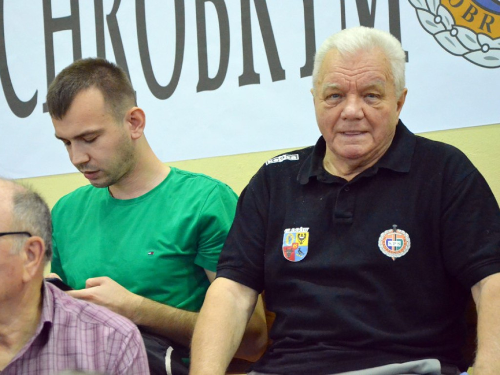 Była walka i chęci, ale to za mało. Siatkarze przegrywają w trzech setach