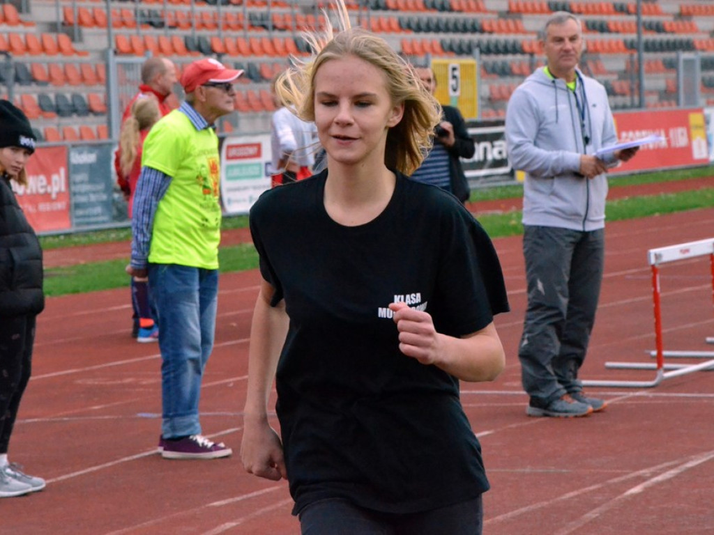 Setki uczniów na starcie. Sportowa rywalizacja ku pamięci Orląt Lwowskich