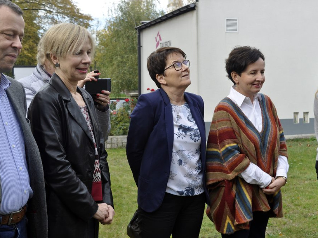 To już 15 lat uczelni! Dziś posadzili drzewko, jutro uroczysta gala