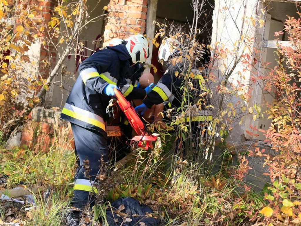 Pożar w dużym zakładzie i wypadek samochodowy! Z tym musieli się podczas ćwiczeń zmierzyć strażacy