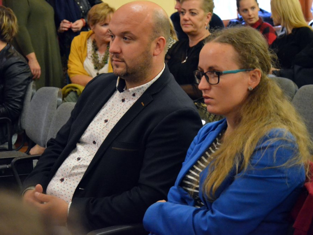 Nie skacz, porozmawiajmy...o samobójstwach na konferencji w liceum