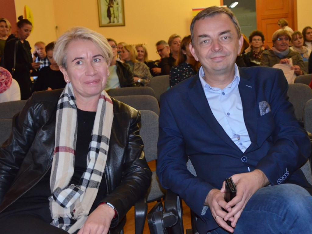Nie skacz, porozmawiajmy...o samobójstwach na konferencji w liceum