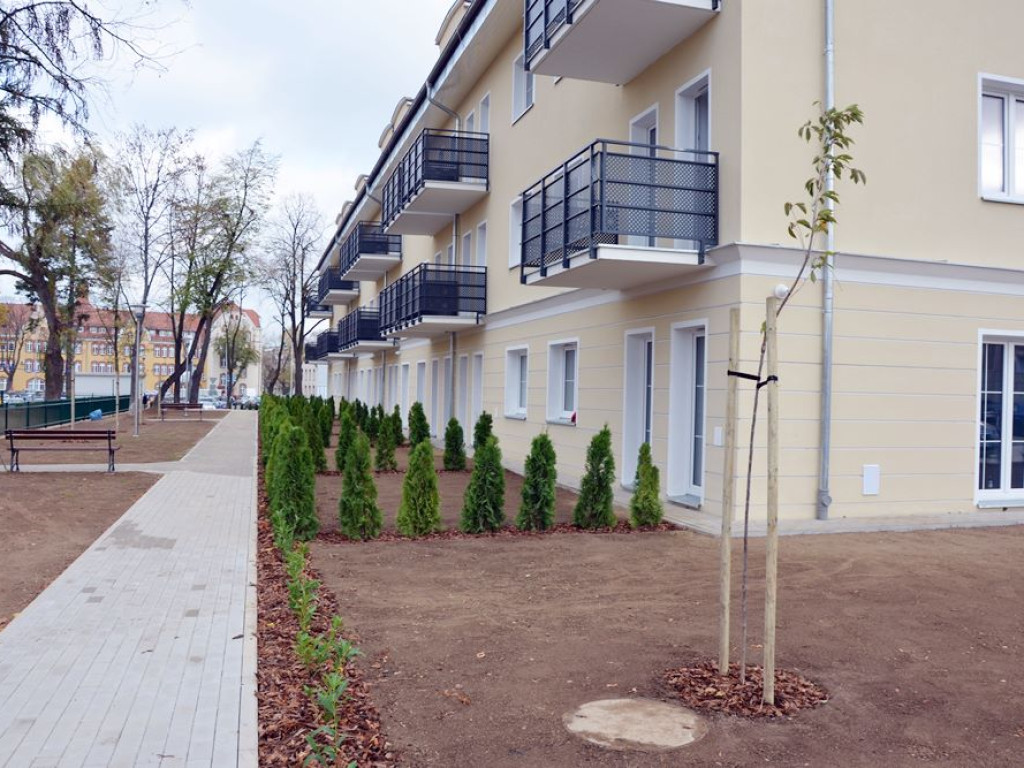 Przekazali klucze do mieszkań nowego TBS-u. Otwarty został też plac zabaw