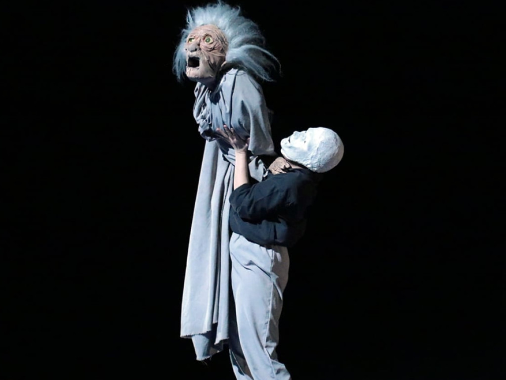 Trzy ćwierci do śmierci - spektakl Teatru Polskiego zapełnił salę