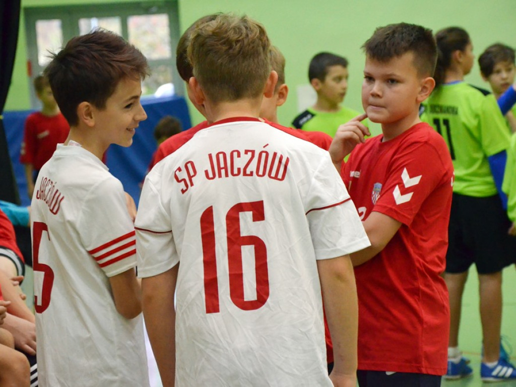 Ruszyła 7. edycja Handball Landu! Setki uczniów na parkiecie