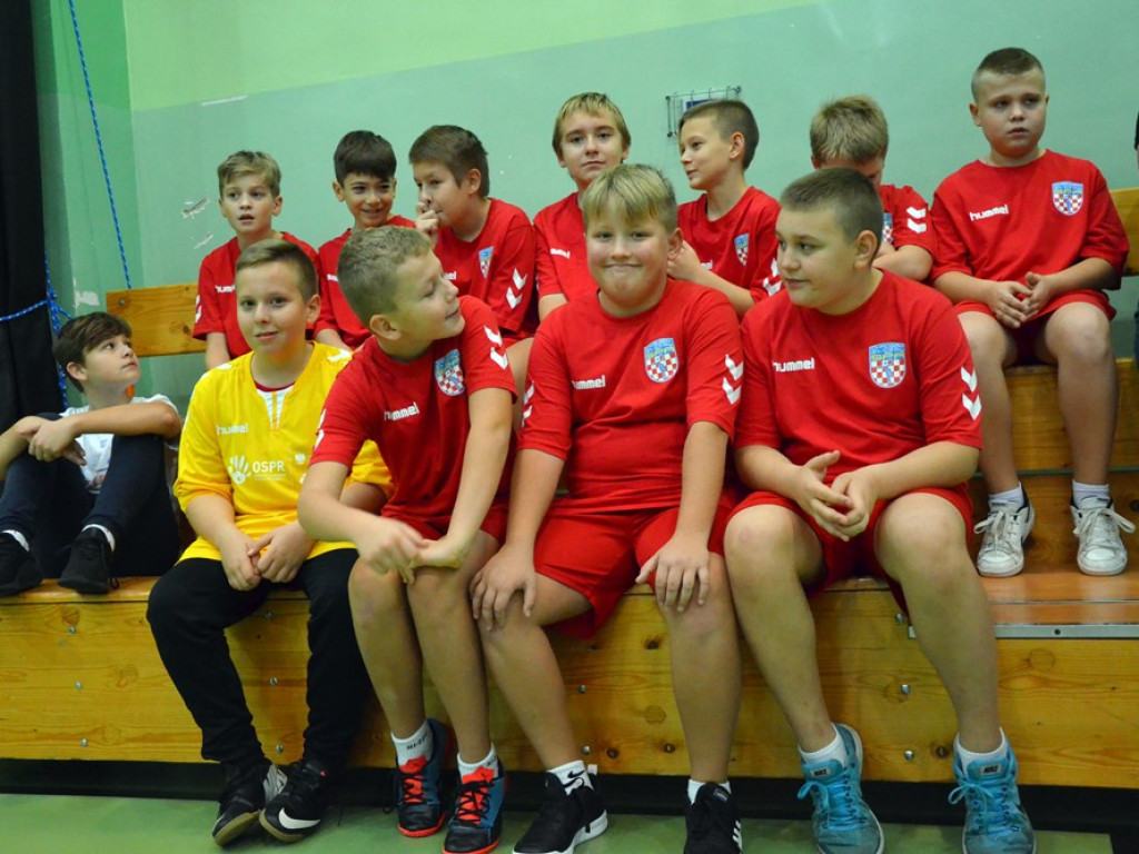 Ruszyła 7. edycja Handball Landu! Setki uczniów na parkiecie