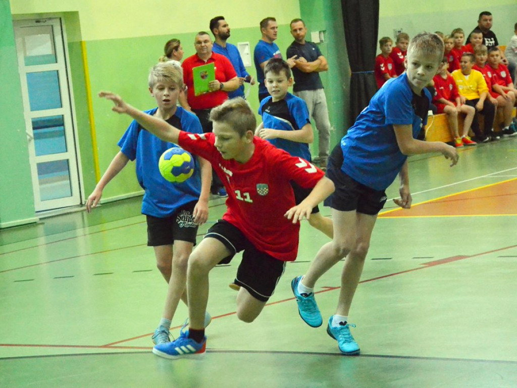 Ruszyła 7. edycja Handball Landu! Setki uczniów na parkiecie
