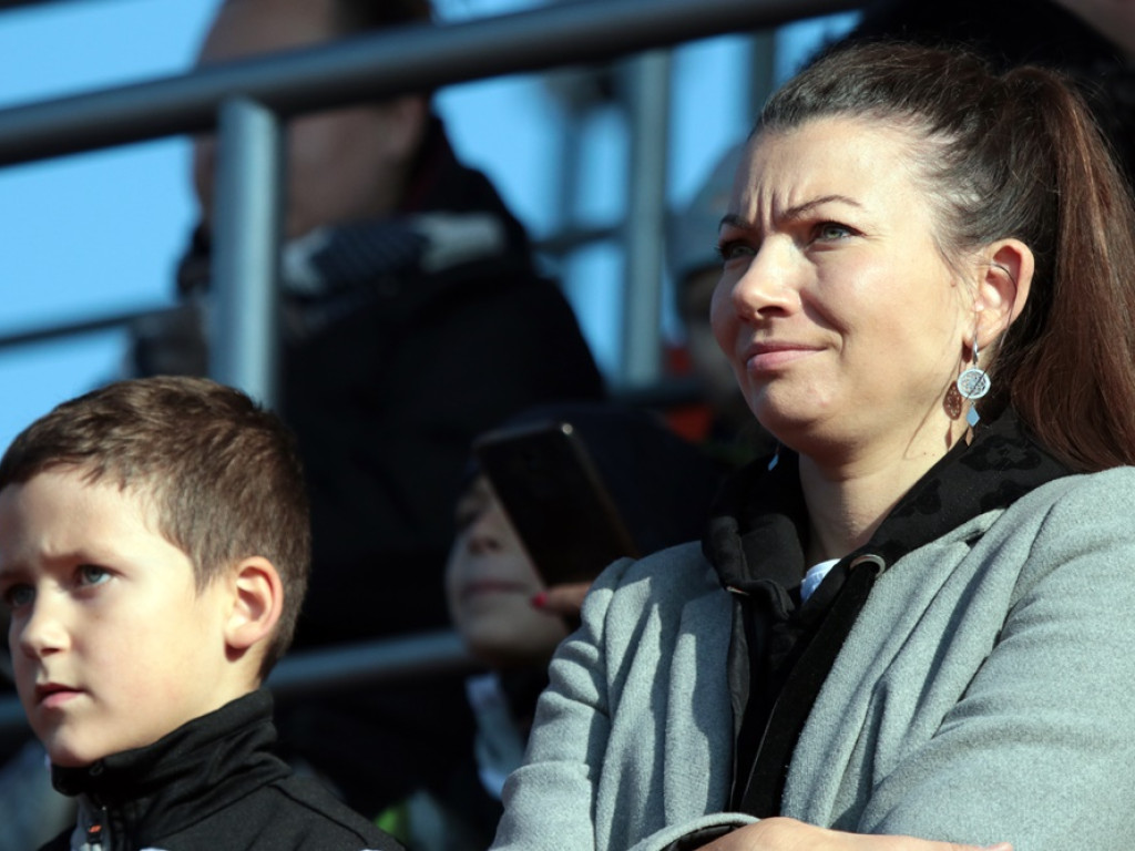Najpierw rzut karny, potem kontra Chrobrego. Ugraliśmy cenny punkt, ale straciliśmy Benedyczaka