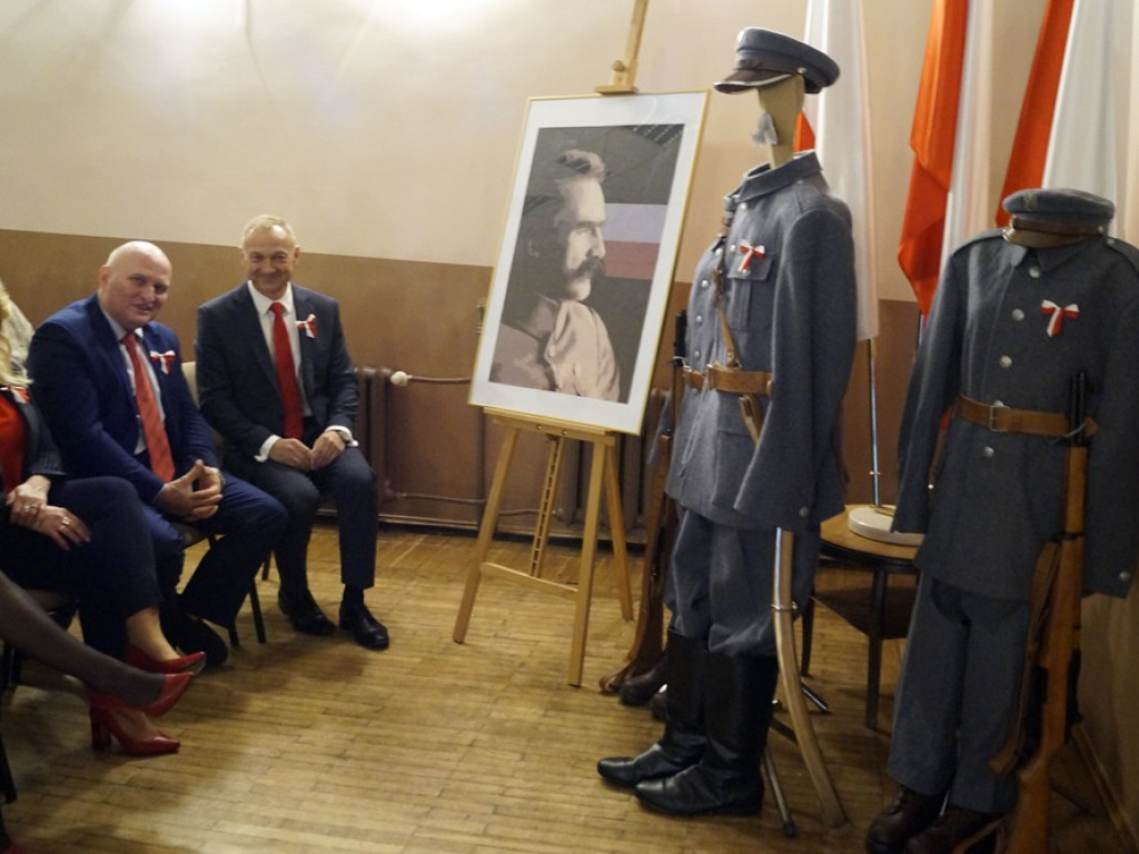 Wspólne śpiewanie pieśni patriotycznych to w Grębocicach tradycja
