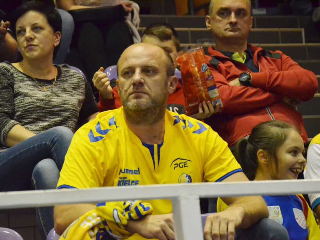 Na trybunach świetna zabawa! Mistrz Polski przyjechał do Głogowa