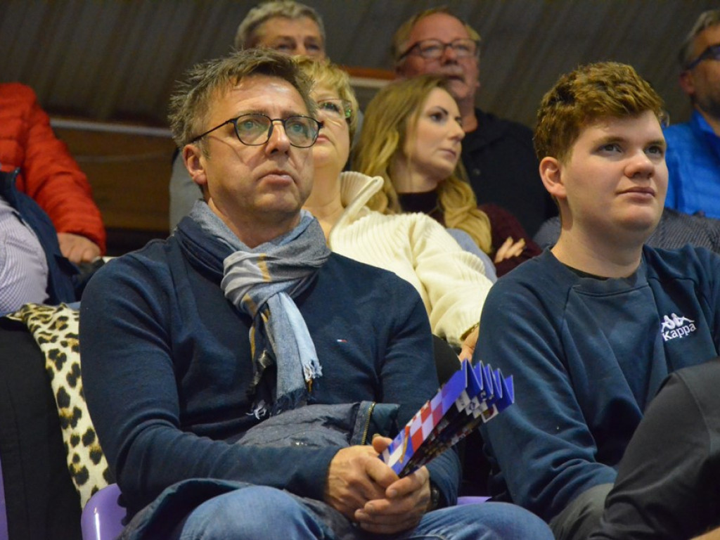 Na trybunach świetna zabawa! Mistrz Polski przyjechał do Głogowa