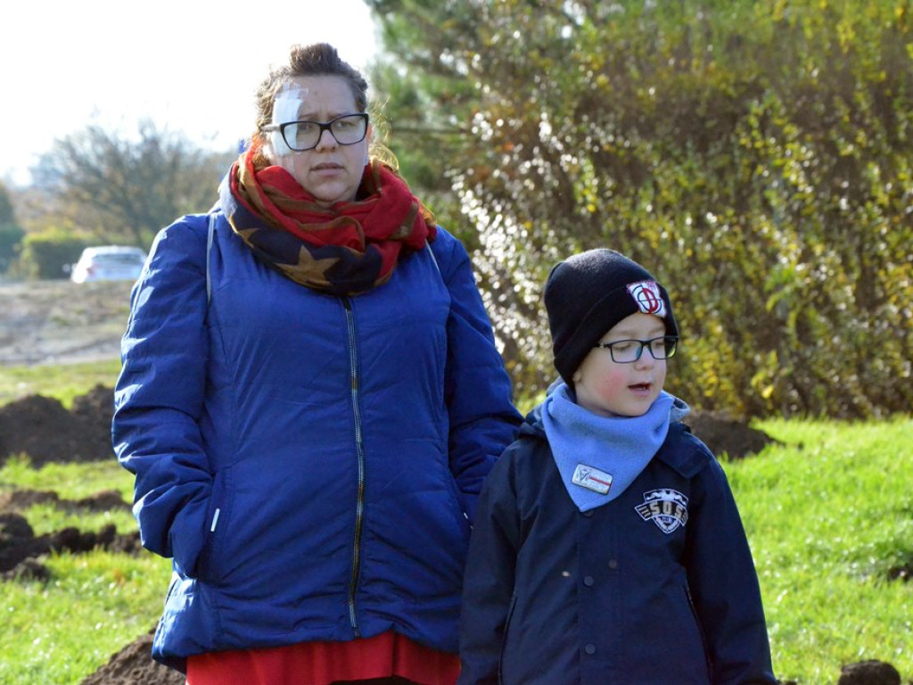 Posadzili kolejne drzewa i krzewy w parku 100-lecia Odzyskania Niepodległości