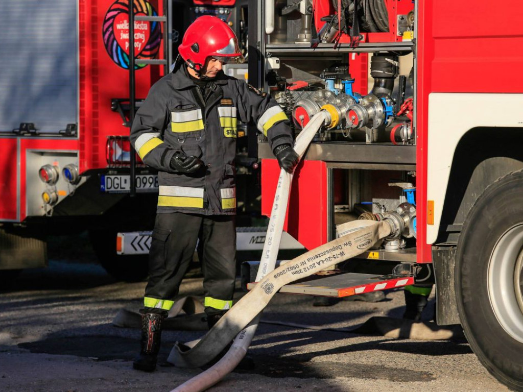 Pożar poddasza w Ruszowicach. Sześć zastępów w akcji