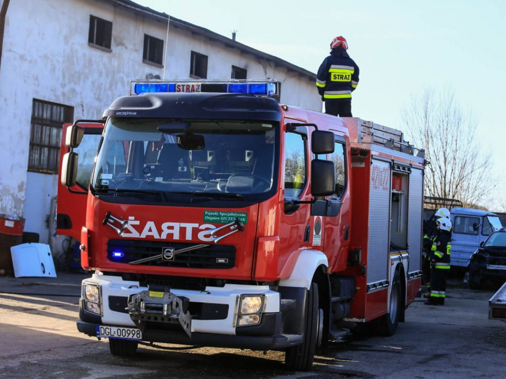 Pożar poddasza w Ruszowicach. Sześć zastępów w akcji