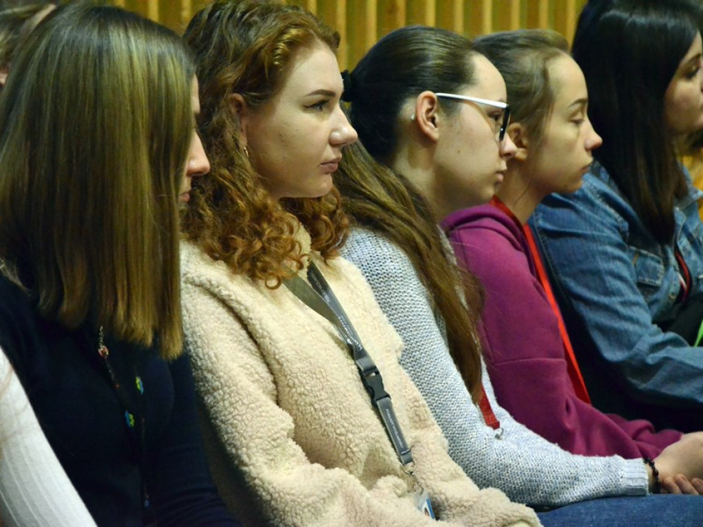 Cały ekonomik pomaga fundacji. Uczniowie zorganizowali charytatywny występ i kiermasz