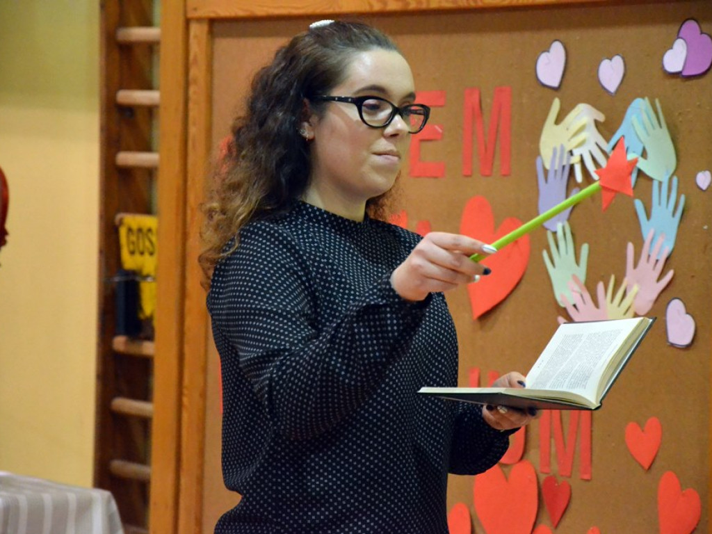 Cały ekonomik pomaga fundacji. Uczniowie zorganizowali charytatywny występ i kiermasz