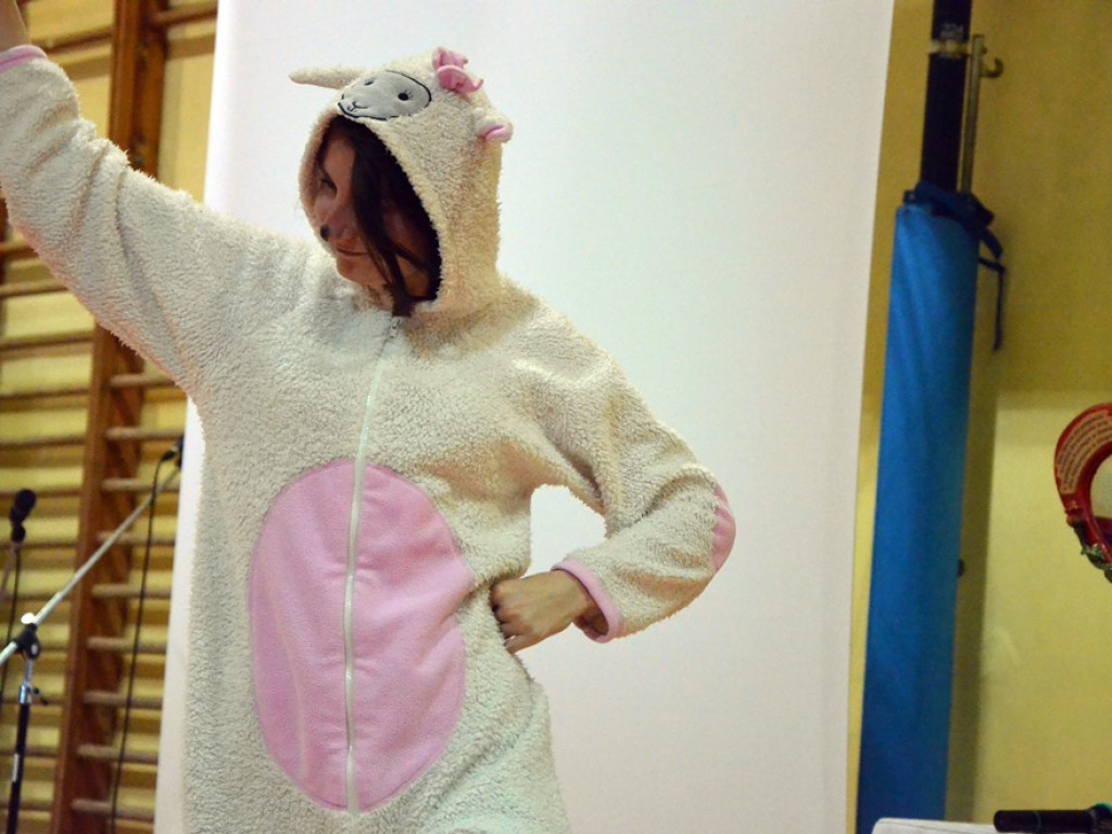 Cały ekonomik pomaga fundacji. Uczniowie zorganizowali charytatywny występ i kiermasz