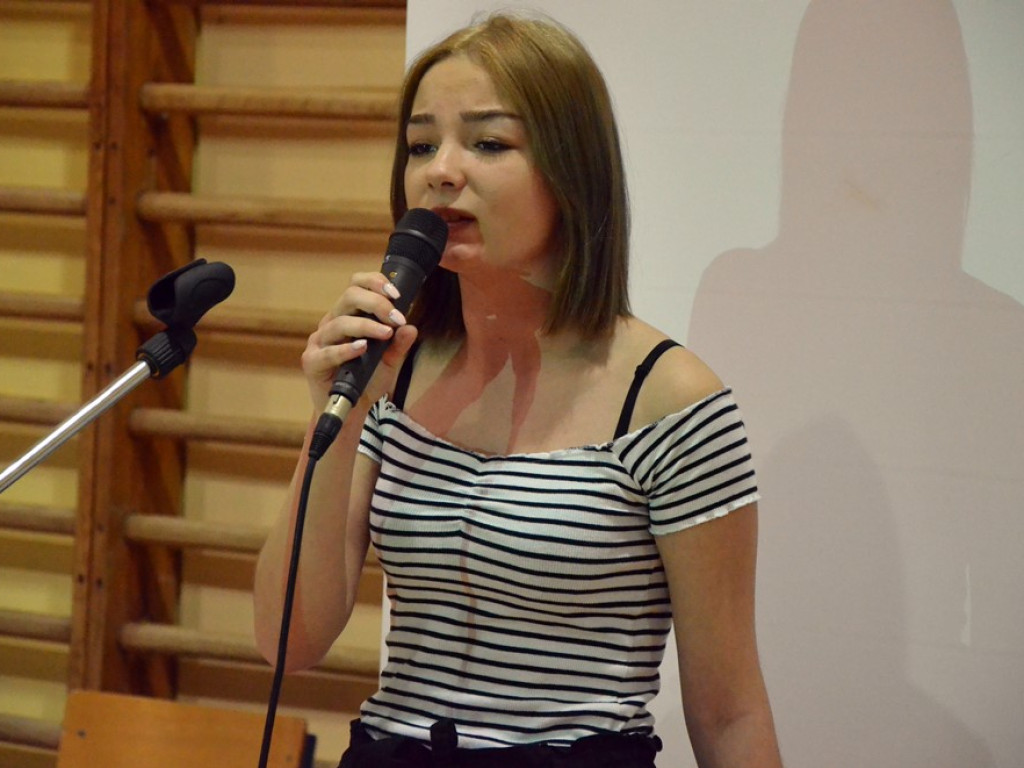 Cały ekonomik pomaga fundacji. Uczniowie zorganizowali charytatywny występ i kiermasz