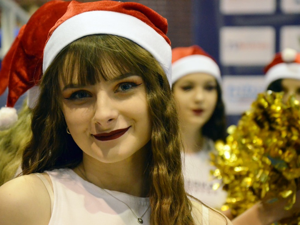 Czerwona kartka dla Babicza, bójka na parkiecie! Chrobry przegrywa w dramatycznych okolicznościach