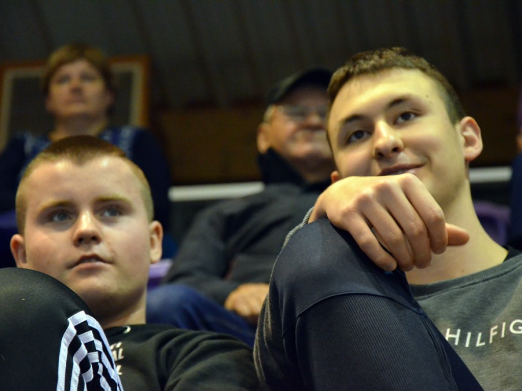 Czerwona kartka dla Babicza, bójka na parkiecie! Chrobry przegrywa w dramatycznych okolicznościach