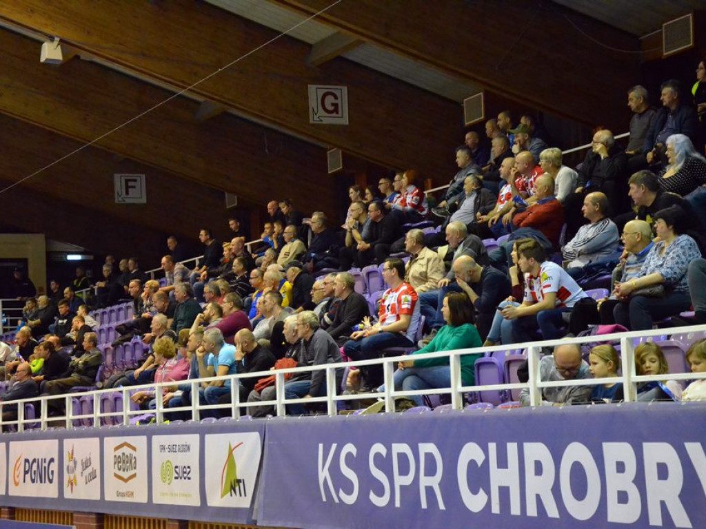 Czerwona kartka dla Babicza, bójka na parkiecie! Chrobry przegrywa w dramatycznych okolicznościach