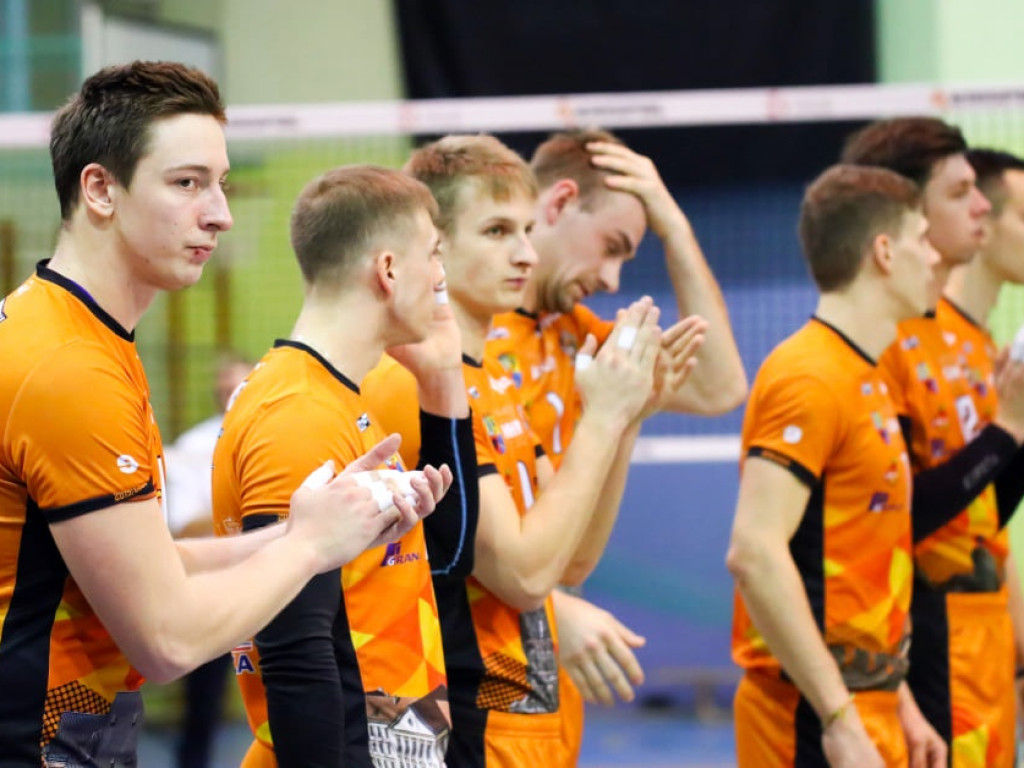 Nie był to łatwy mecz, ale zwycięski. Siatkarze dopisują kolejne punkty w lidze