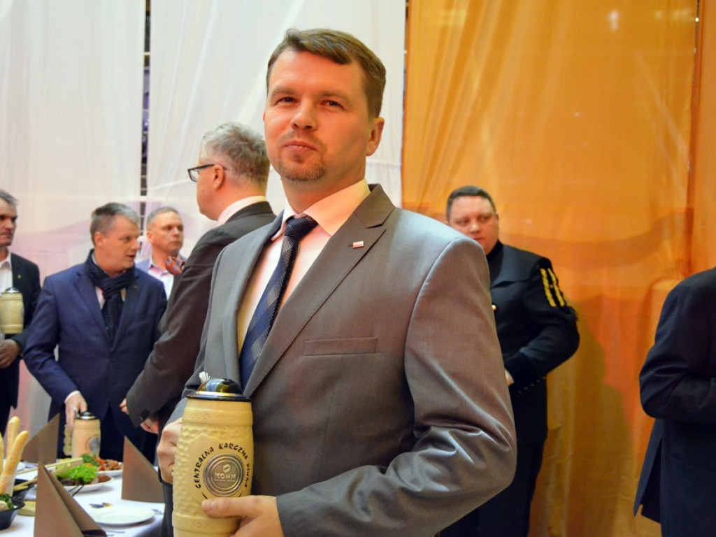 Niech żyje nam górniczy stan! Kufel w górę i za zdrowie górników