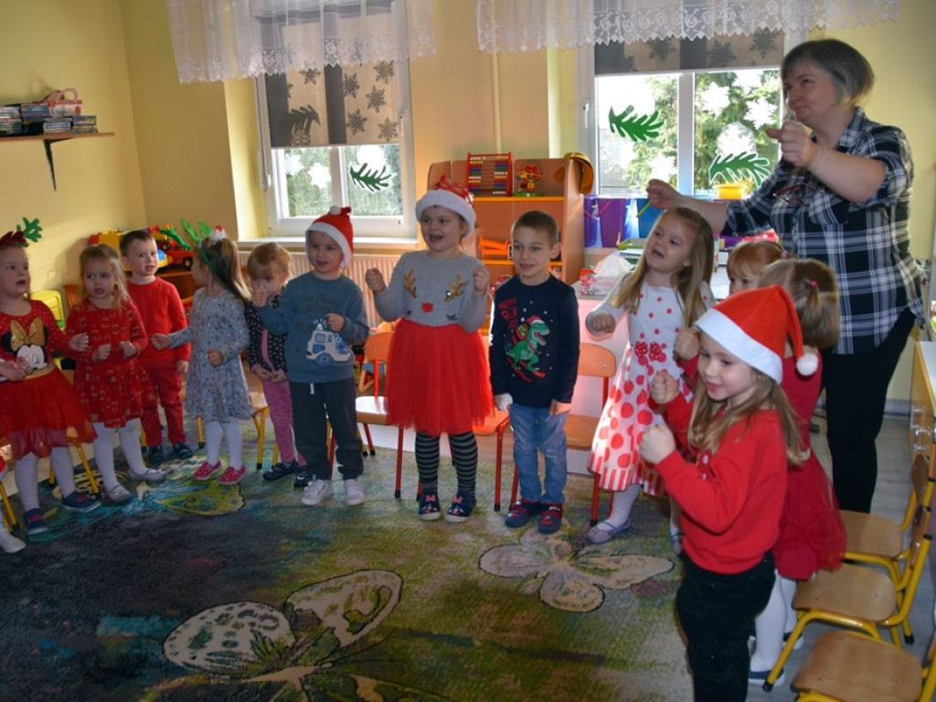 500 dzieci z paczkami od Mikołaja w gminie Kotla! A potem jeszcze zabawa integracyjna